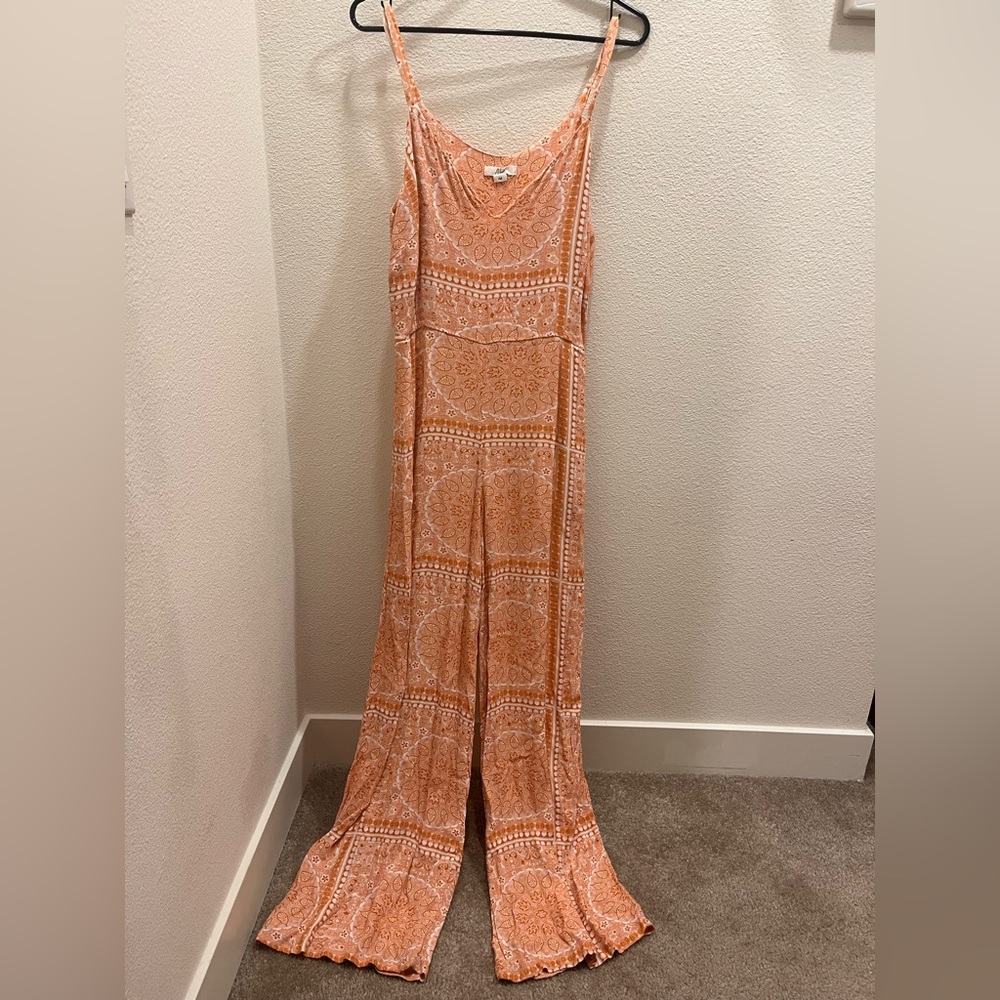 Blue Eyes Girl Orange and White Jumpsuit - extremely cute / comfortable